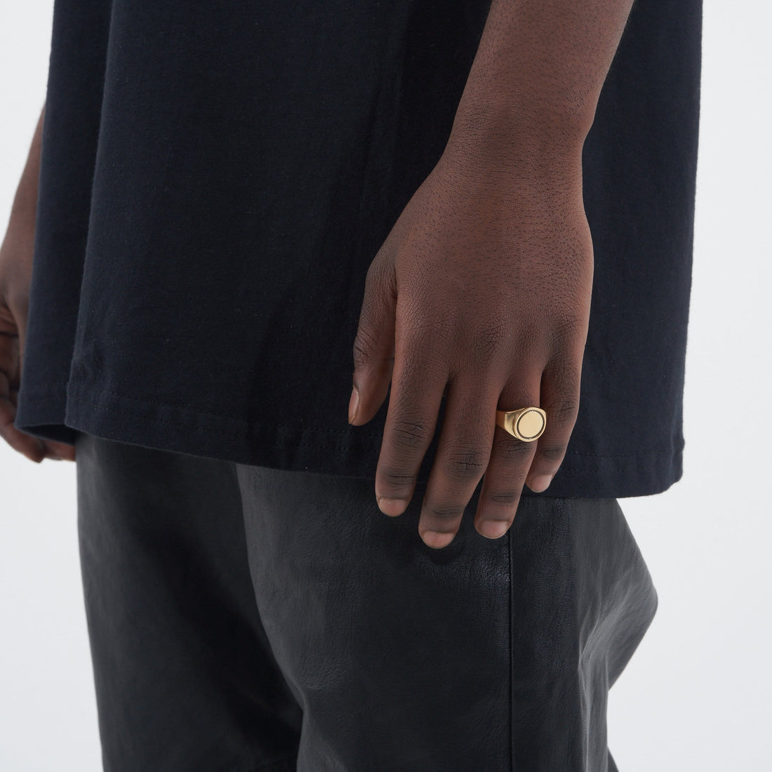 Gold Signet 2.0 Ring