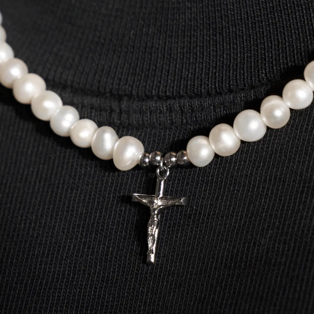 Crucifix Real Pearl Necklace (Silver) DVVX