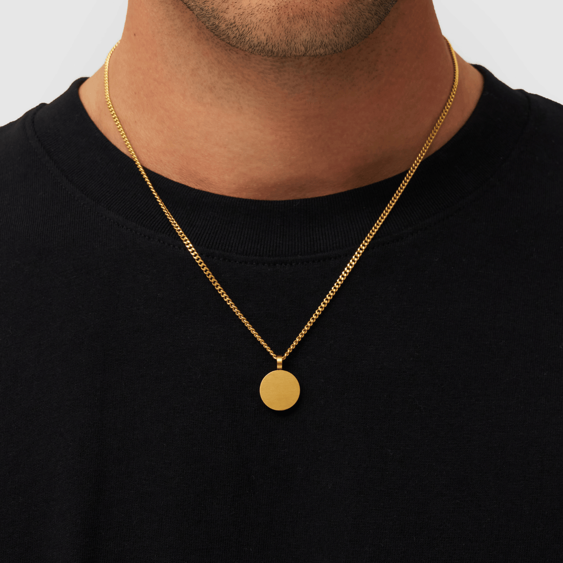 round-totem-pendant-gold