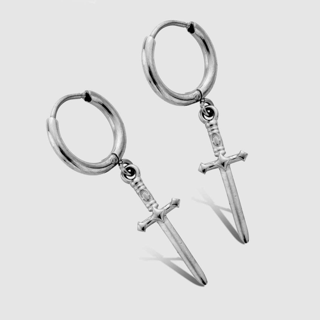 dagger-earring-silver